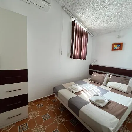 アパート Bahia Dorada エステポナ