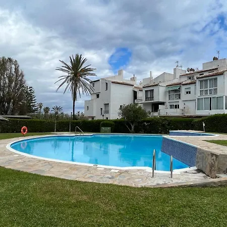 Bahia Dorada エステポナ